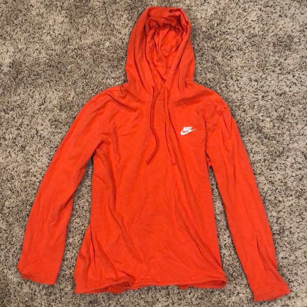Nike light hoodie. Size: M.